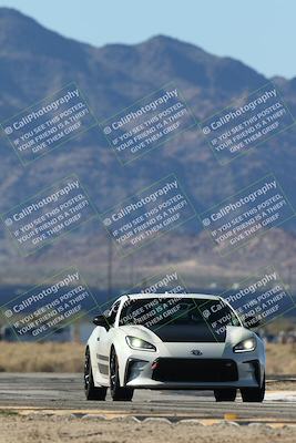 media/Nov-23-2025-Speed Ventures (Sun) [[88f20b6e61]]/2-Orange Group/Session 2 (Turns 16 and 17 Exit)/